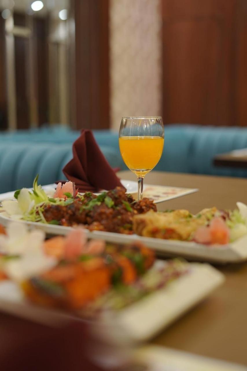 Click Hotel Kohinoor, Лудяна Екстериор снимка