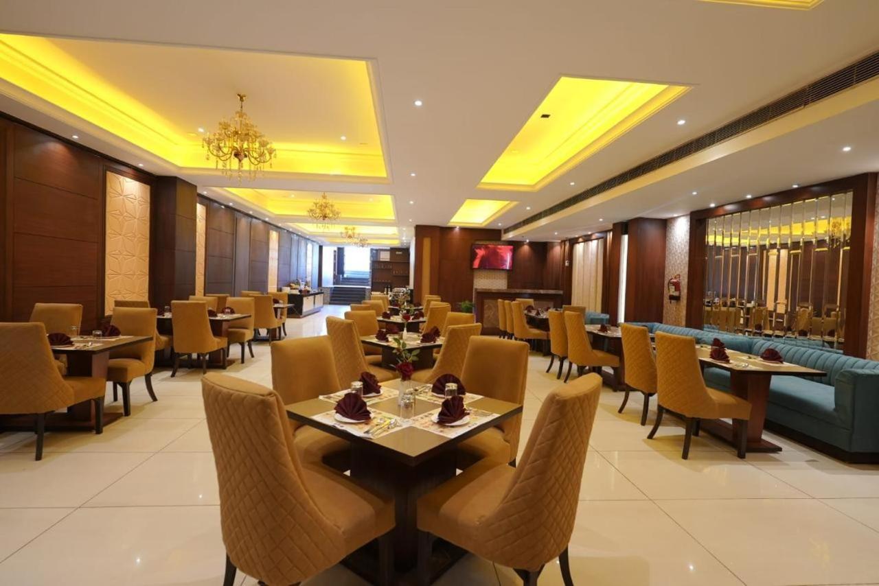 Click Hotel Kohinoor, Лудяна Екстериор снимка