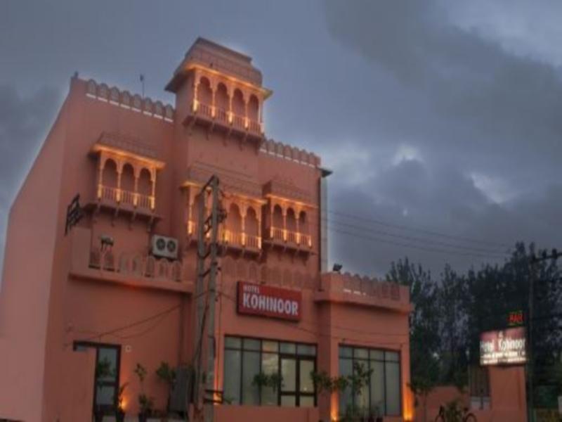 Click Hotel Kohinoor, Лудяна Екстериор снимка