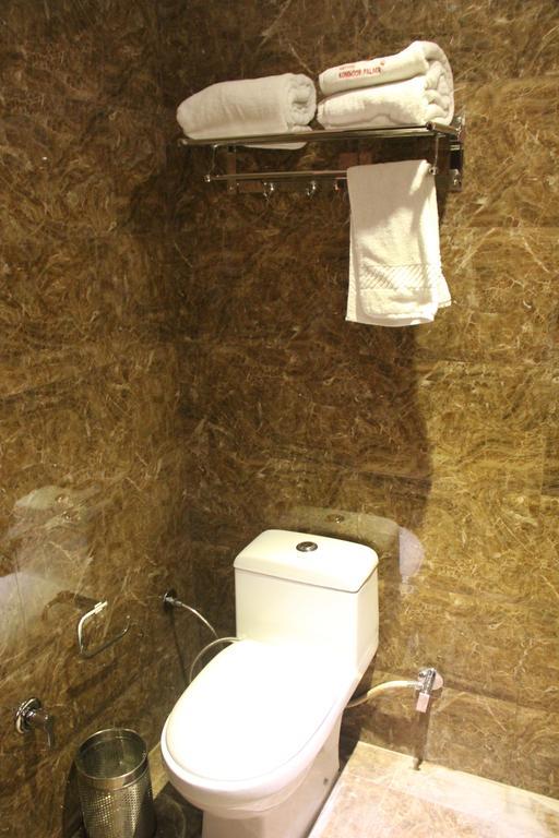 Click Hotel Kohinoor, Лудяна Екстериор снимка