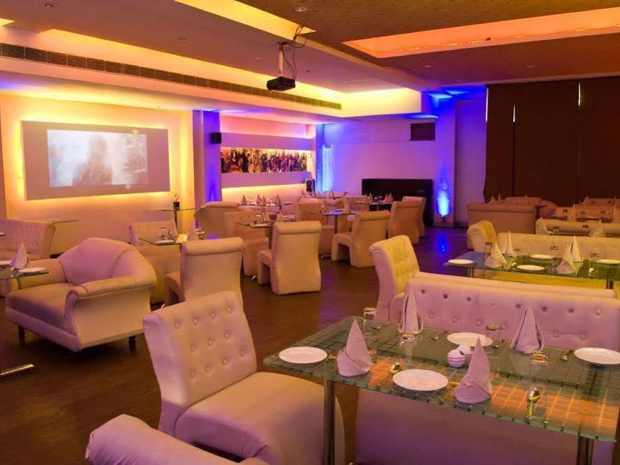 Click Hotel Kohinoor, Лудяна Екстериор снимка